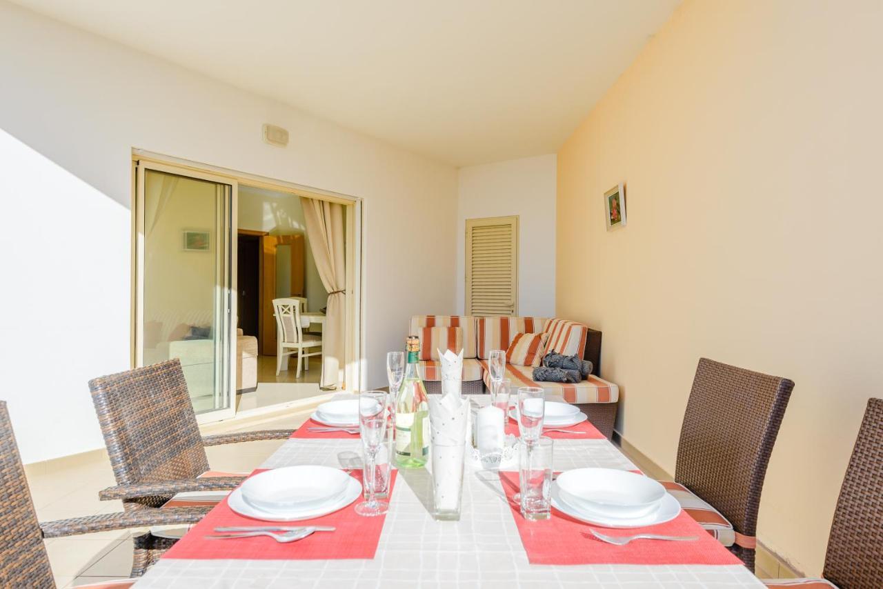 Bnb Homes Ocean View Apartment With Huge Sunny Terrace, 2 Swimming Pools & Tennis Court Albufeira Bagian luar foto