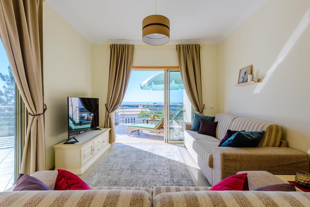 Bnb Homes Ocean View Apartment With Huge Sunny Terrace, 2 Swimming Pools & Tennis Court Albufeira Bagian luar foto