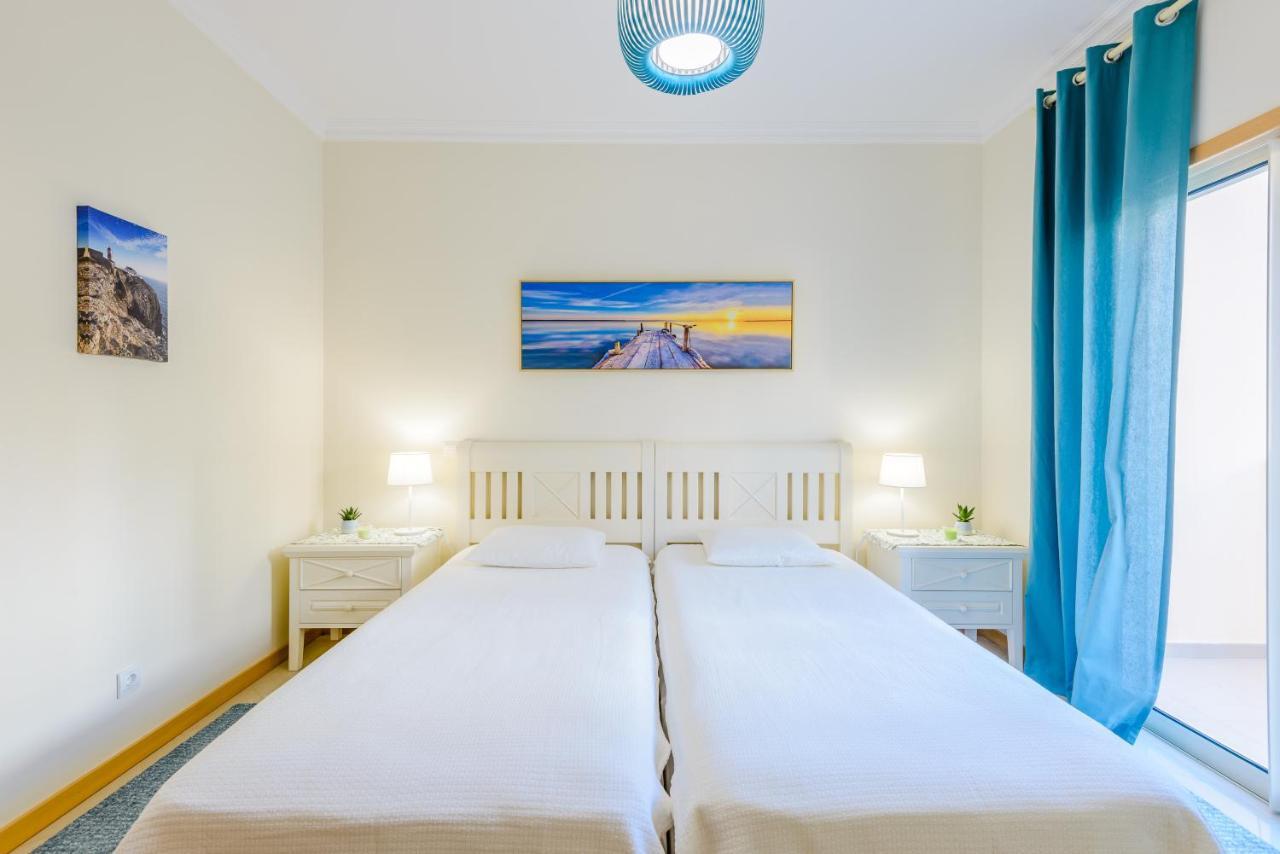 Bnb Homes Ocean View Apartment With Huge Sunny Terrace, 2 Swimming Pools & Tennis Court Albufeira Bagian luar foto