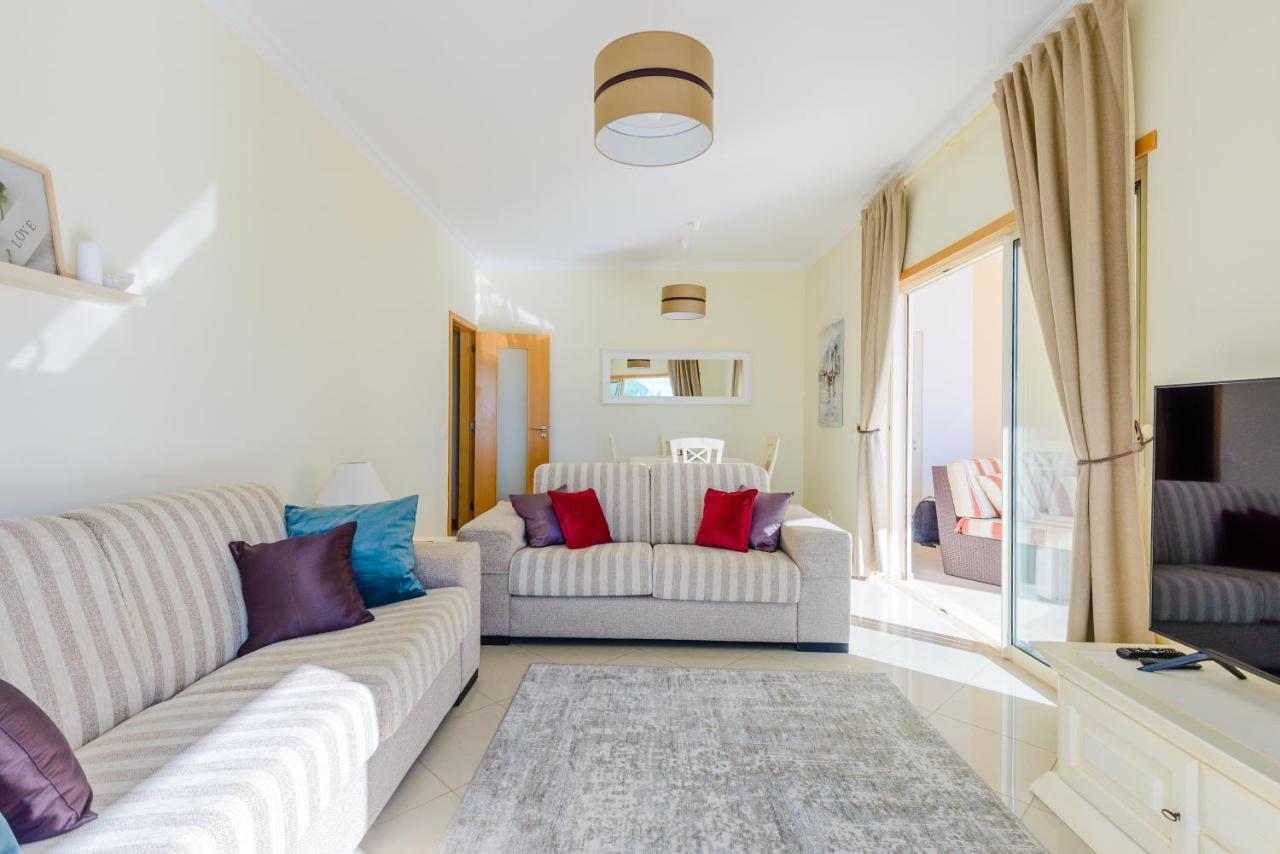 Bnb Homes Ocean View Apartment With Huge Sunny Terrace, 2 Swimming Pools & Tennis Court Albufeira Bagian luar foto