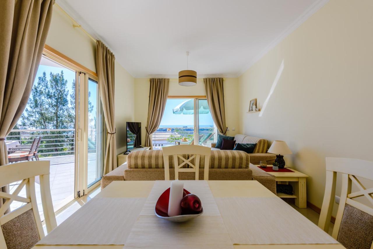 Bnb Homes Ocean View Apartment With Huge Sunny Terrace, 2 Swimming Pools & Tennis Court Albufeira Bagian luar foto