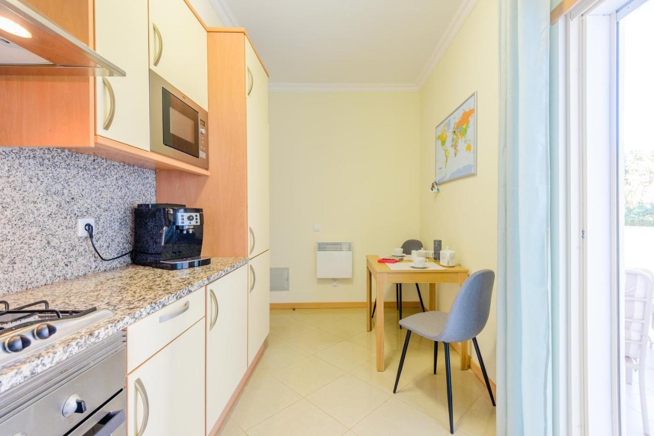 Bnb Homes Ocean View Apartment With Huge Sunny Terrace, 2 Swimming Pools & Tennis Court Albufeira Bagian luar foto