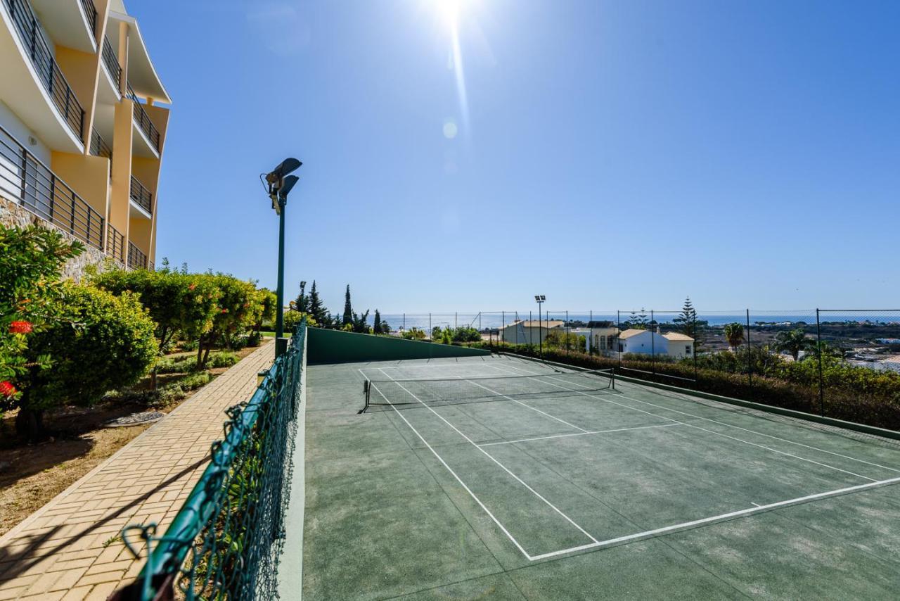 Bnb Homes Ocean View Apartment With Huge Sunny Terrace, 2 Swimming Pools & Tennis Court Albufeira Bagian luar foto