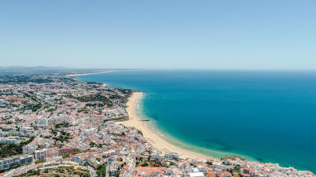 Bnb Homes Ocean View Apartment With Huge Sunny Terrace, 2 Swimming Pools & Tennis Court Albufeira Bagian luar foto